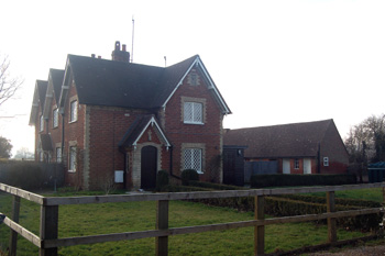 1 to 3 Turnpike Road January 2011